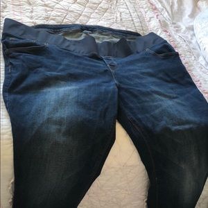 Old navy maternity jeans